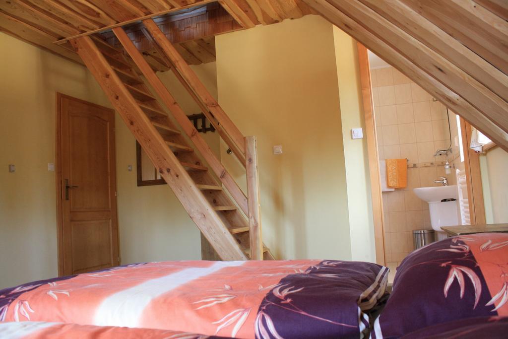 Koliba u Kuba a rekreačné domy Hrustin Habitación foto